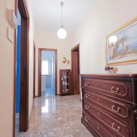 Daire Narciso Fronte Mare - *