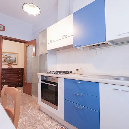 Apartment Narciso Fronte Mare - Pineto