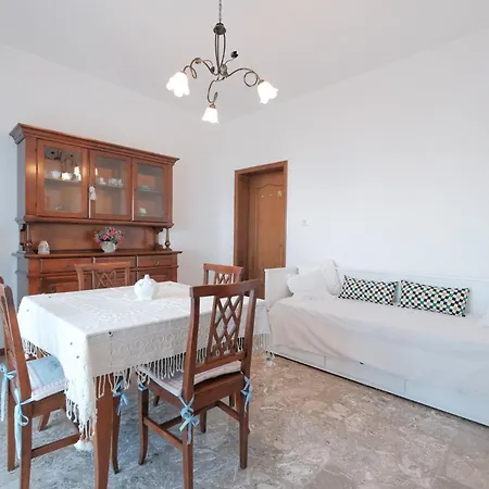 Daire Narciso Fronte Mare - Pineto